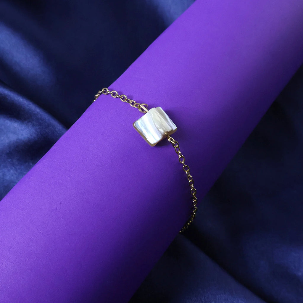 Elegant Adjustable Chain Bracelet with Square Stone Charm